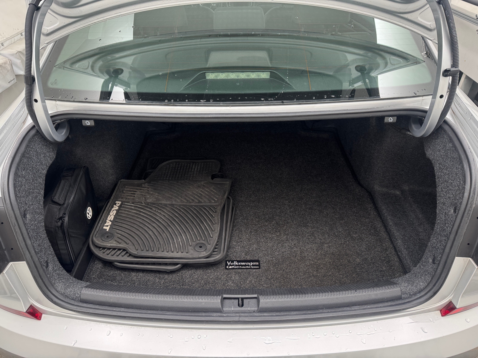 Thumbnail: 2017 Volkswagen Passat - 6