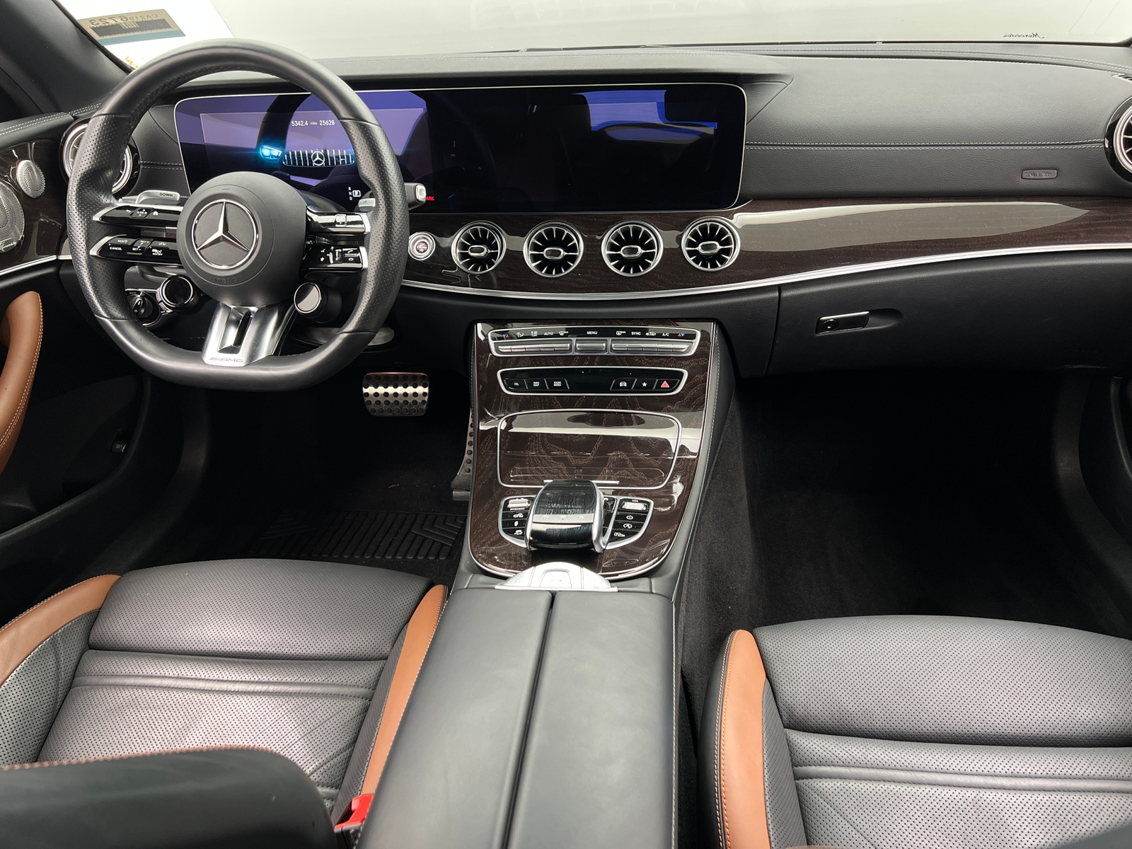 Thumbnail: 2021 Mercedes-Benz E-Class - 2