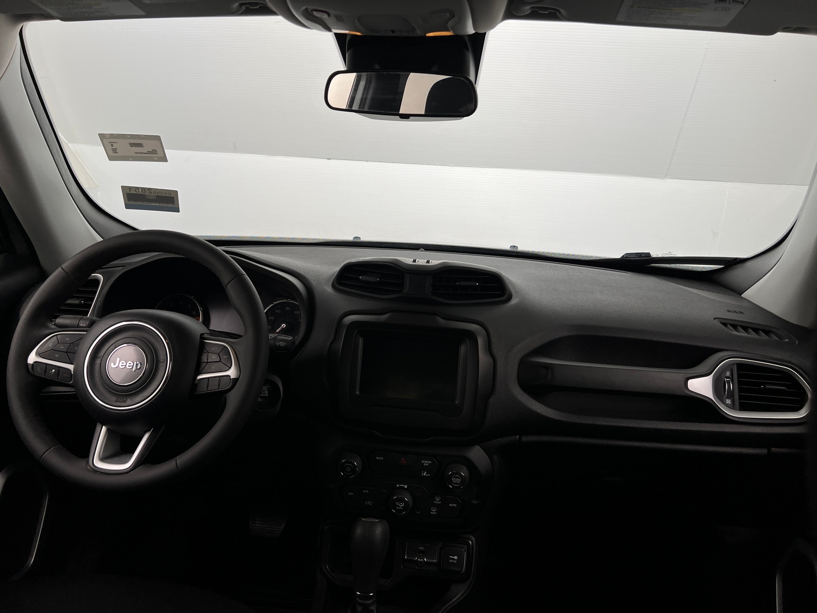 Thumbnail: 2021 Jeep Renegade - 3