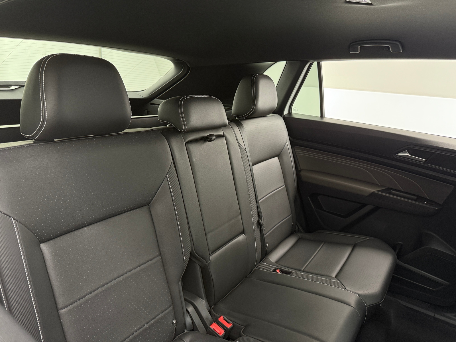 Thumbnail: 2023 Volkswagen Atlas - 5