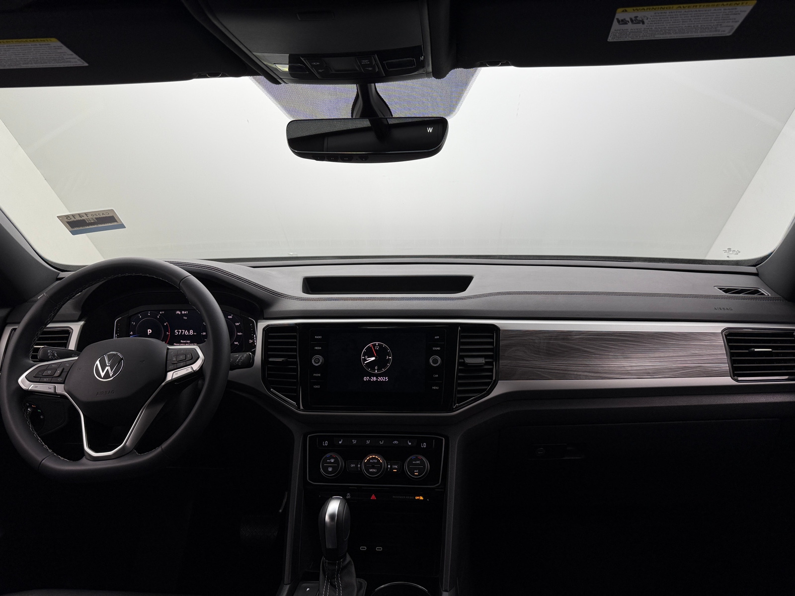 Thumbnail: 2023 Volkswagen Atlas - 2