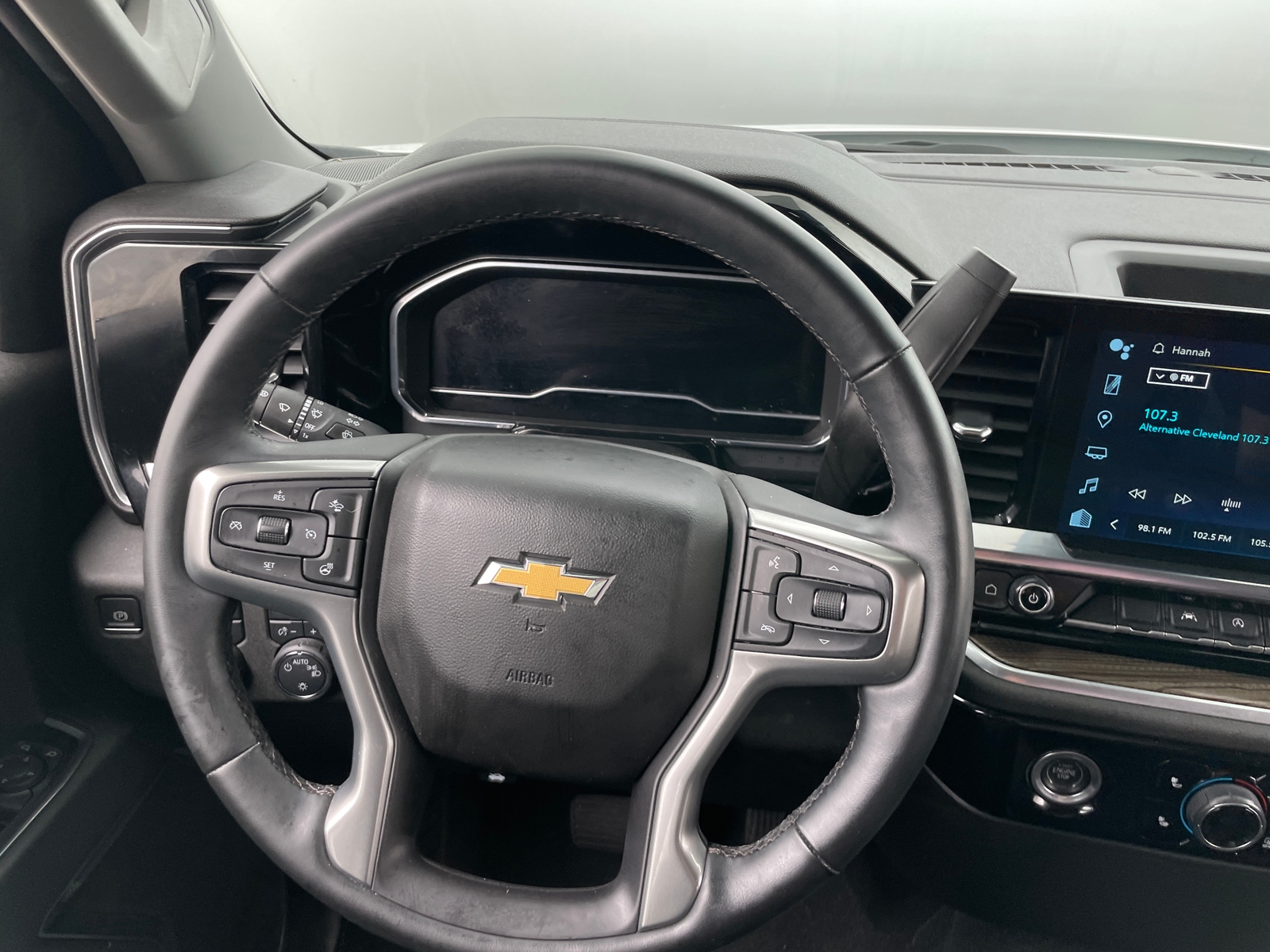 Thumbnail: 2023 Chevrolet Silverado 1500 - 5