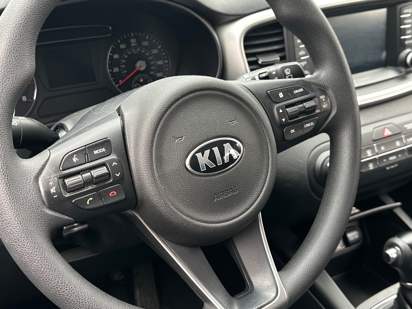 Thumbnail: 2018 Kia Sorento - 5