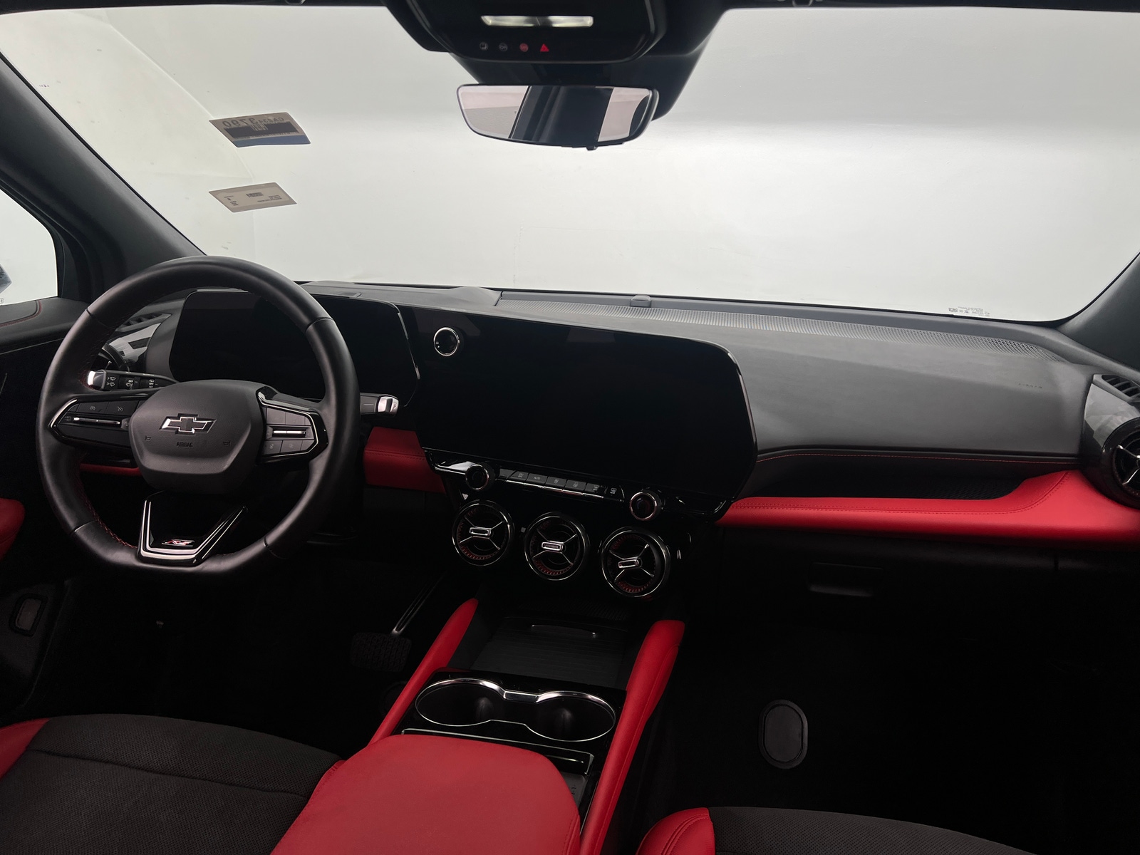 Thumbnail: 2024 Chevrolet Blazer EV - 3