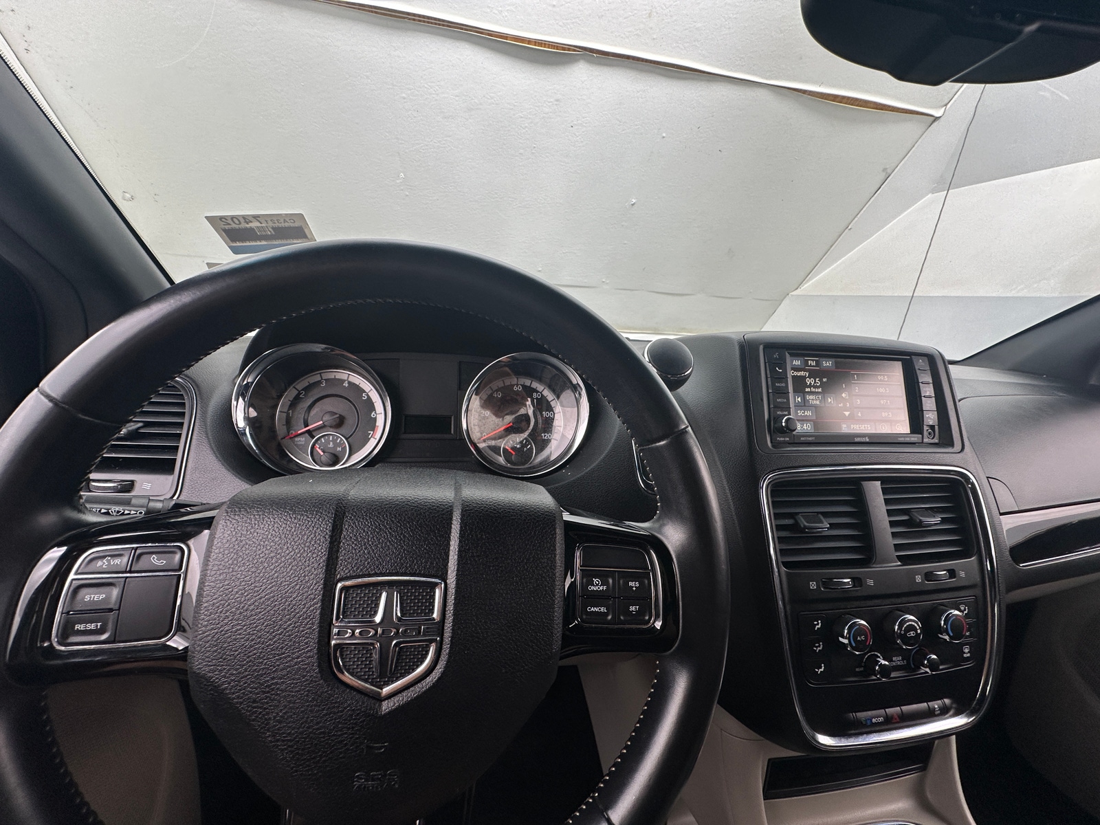 Thumbnail: 2017 Dodge Grand Caravan - 2