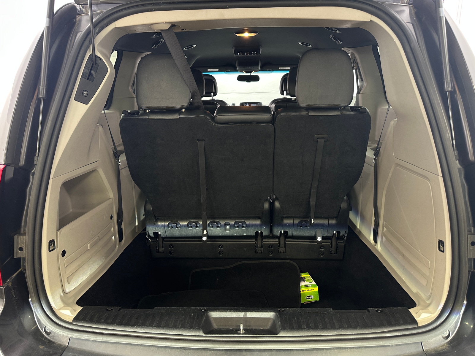 Thumbnail: 2017 Dodge Grand Caravan - 6