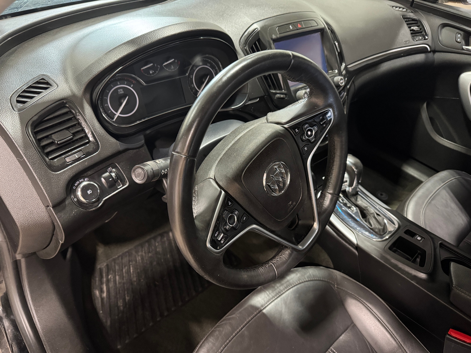 Thumbnail: 2015 Buick Regal - 2