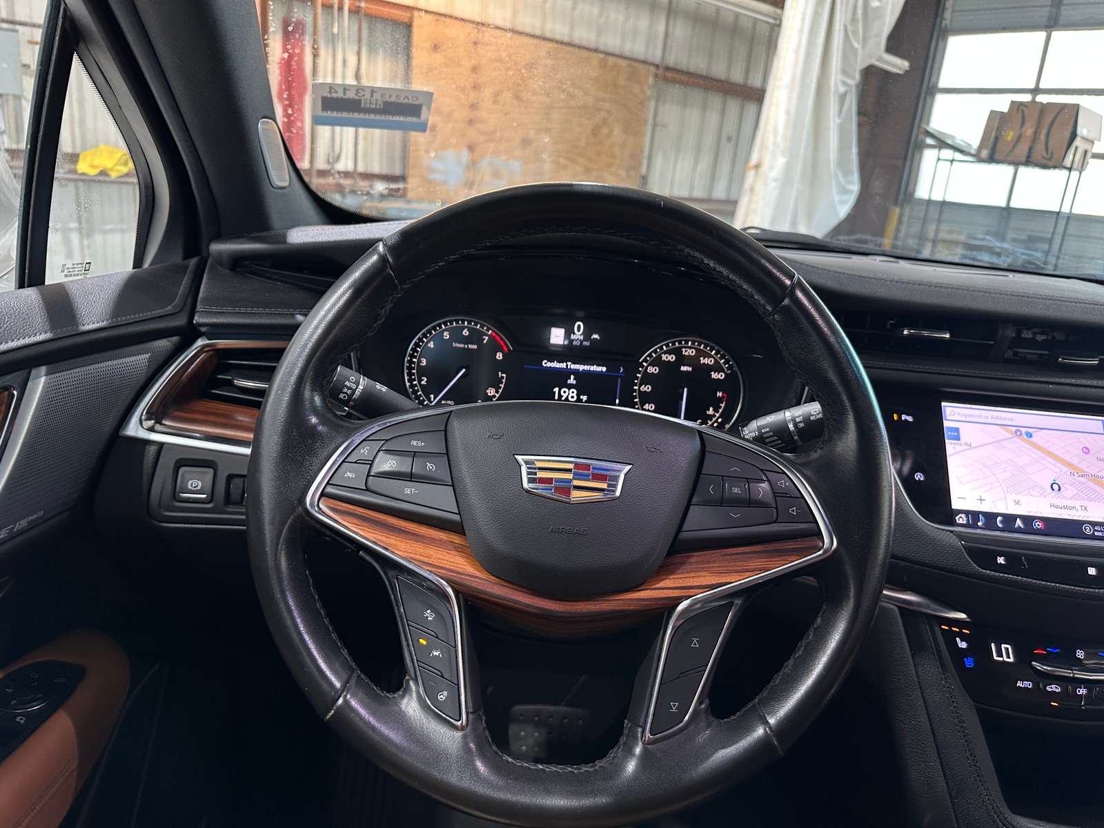 Thumbnail: 2021 Cadillac XT5 - 4