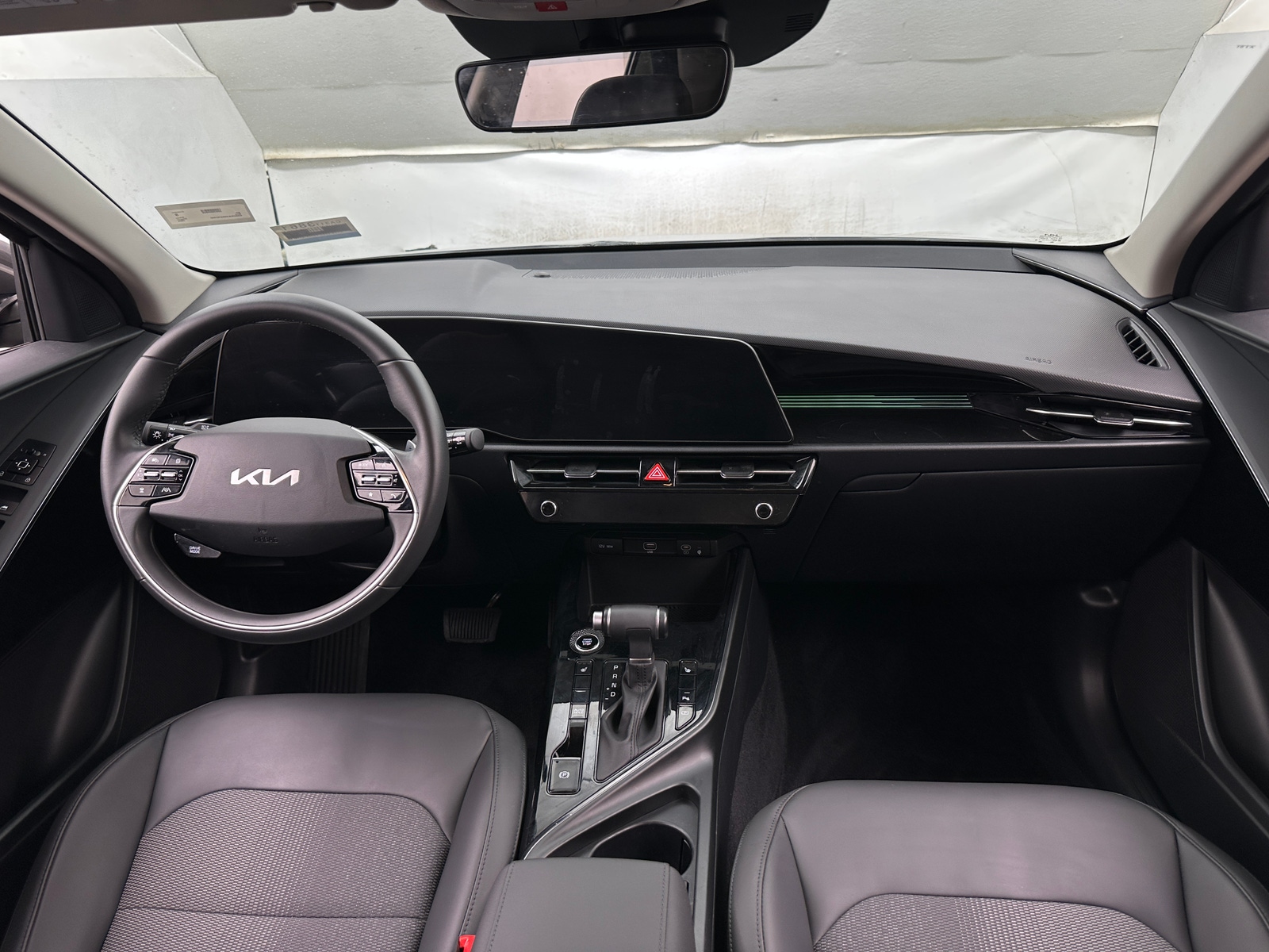 Thumbnail: 2024 Kia Niro - 2