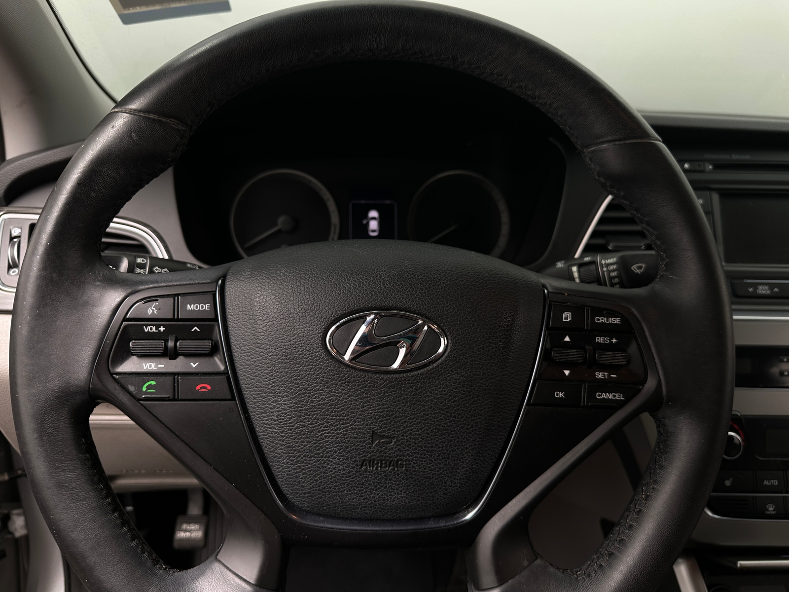 Thumbnail: 2015 Hyundai Sonata - 4