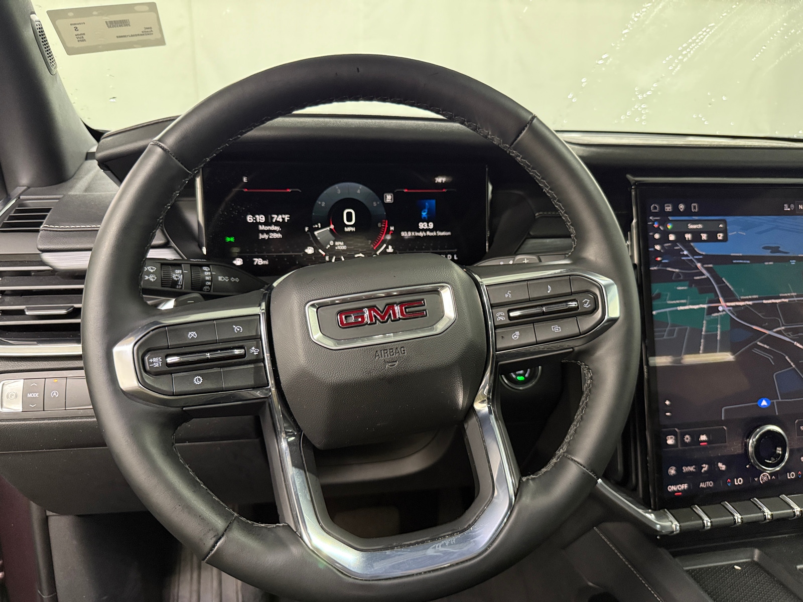 Thumbnail: 2025 GMC Acadia - 5