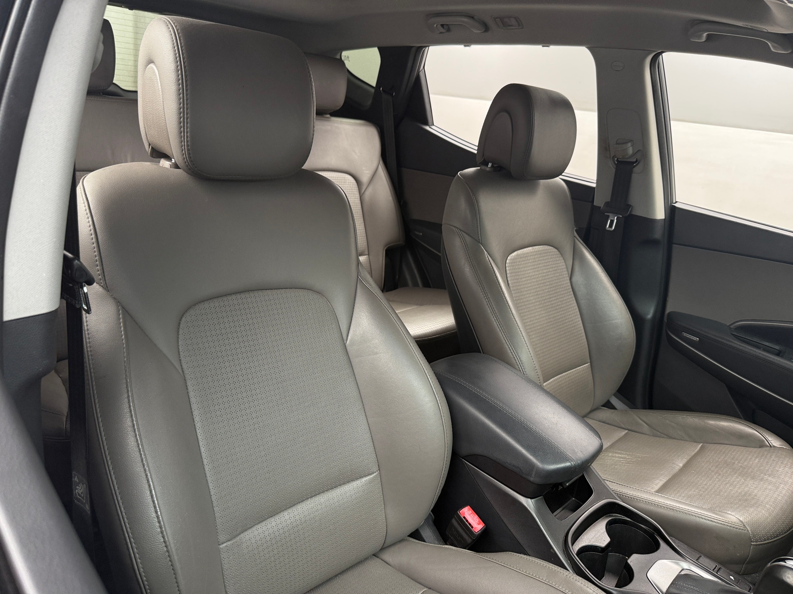 Thumbnail: 2013 Hyundai Santa Fe - 2