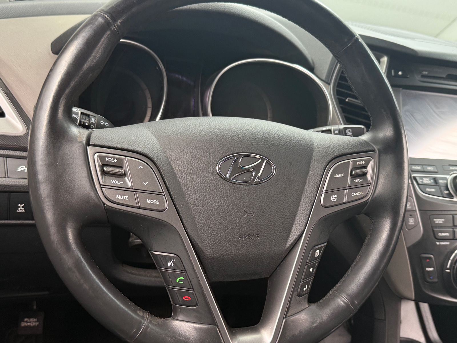 Thumbnail: 2013 Hyundai Santa Fe - 5