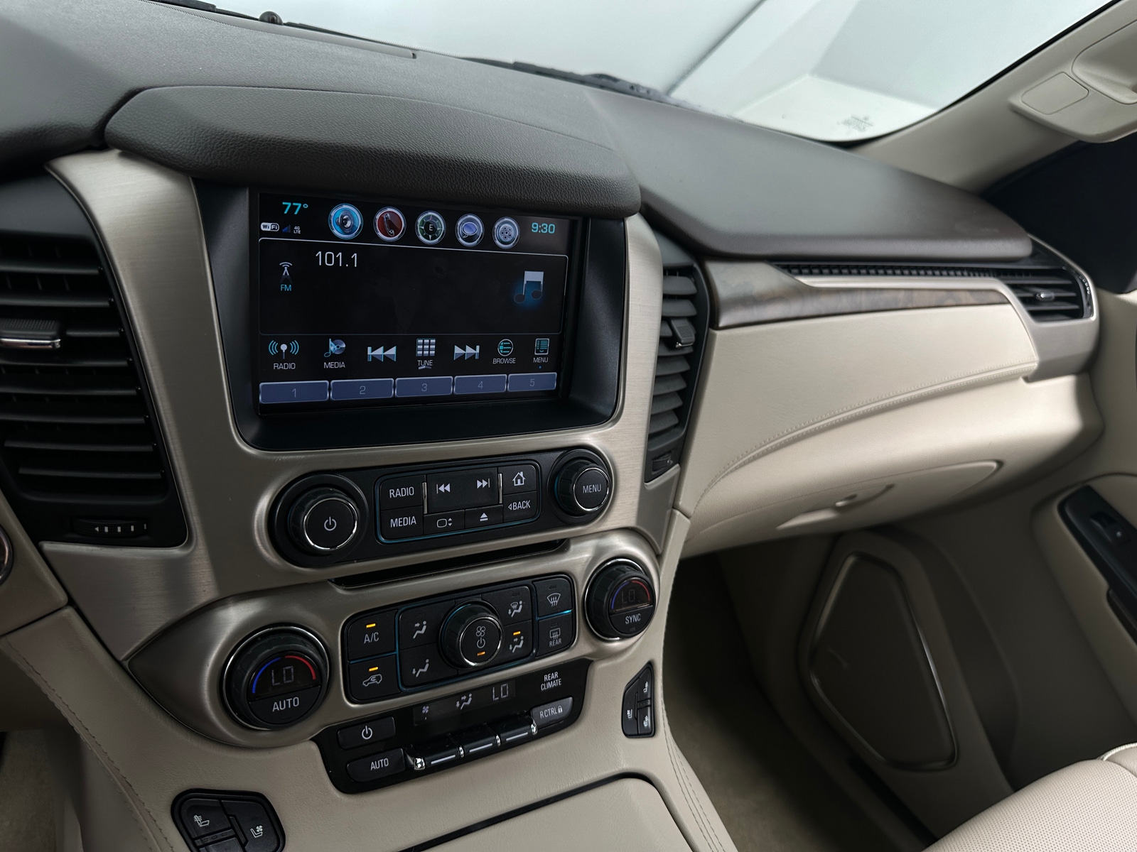 Thumbnail: 2018 GMC Yukon - 3