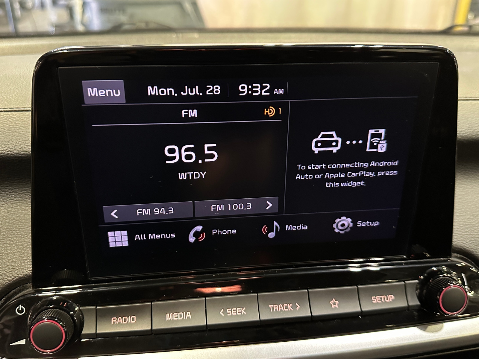 Thumbnail: 2022 Kia Forte - 4