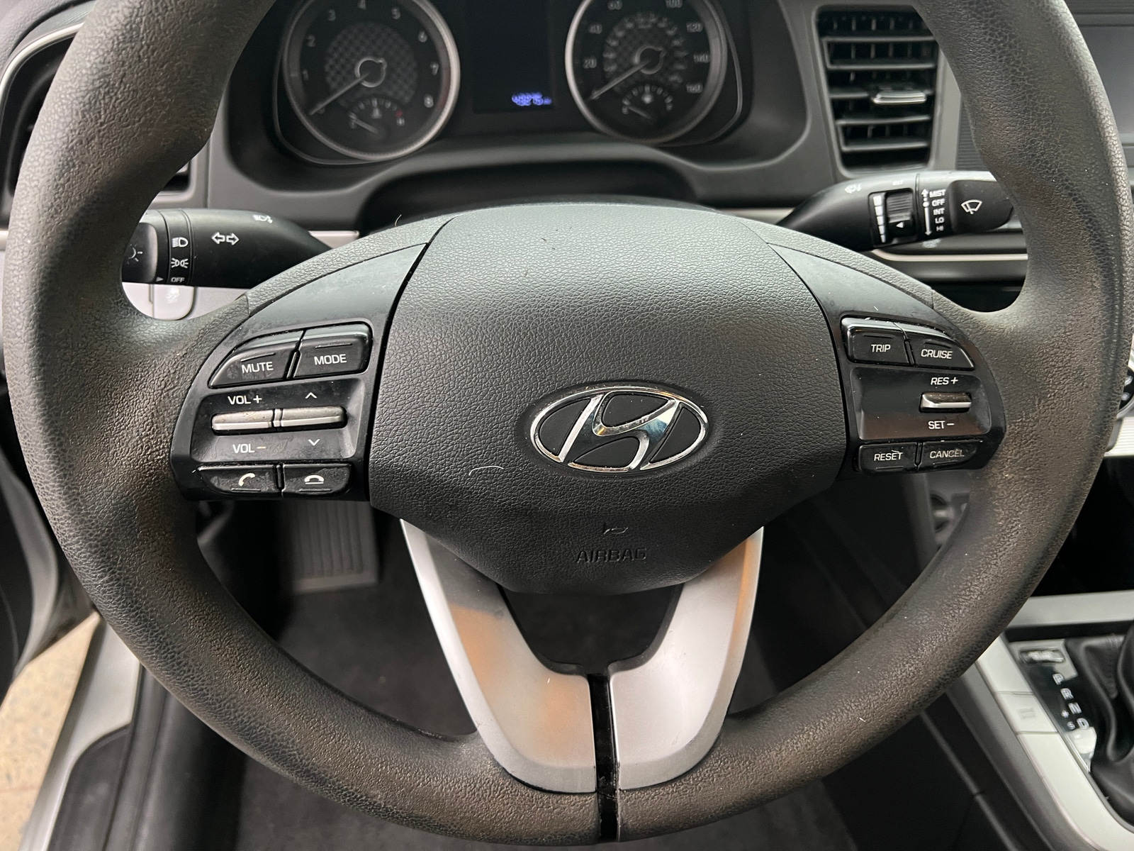 Thumbnail: 2019 Hyundai Elantra - 5
