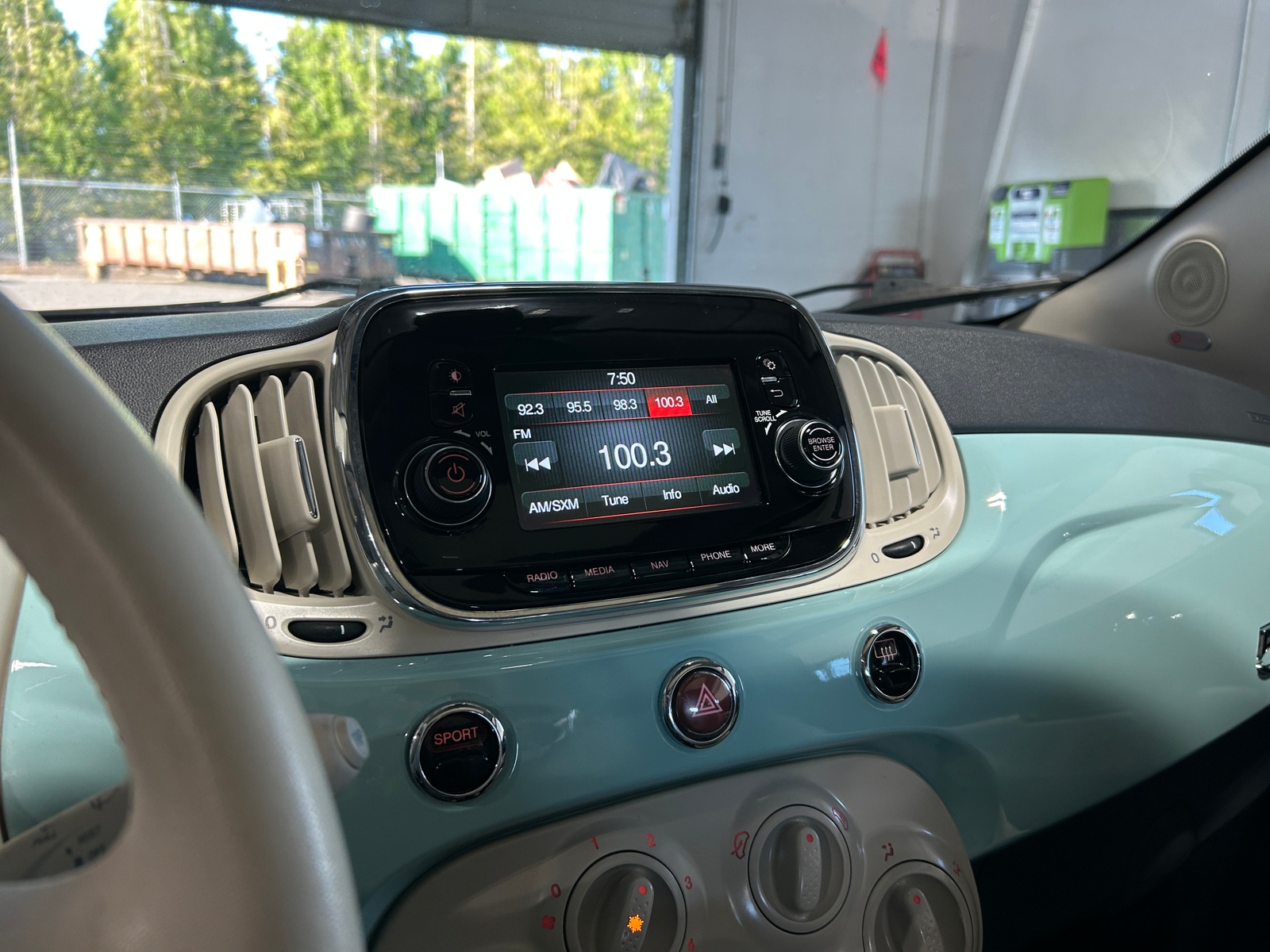 Thumbnail: 2017 Fiat 500 - 4