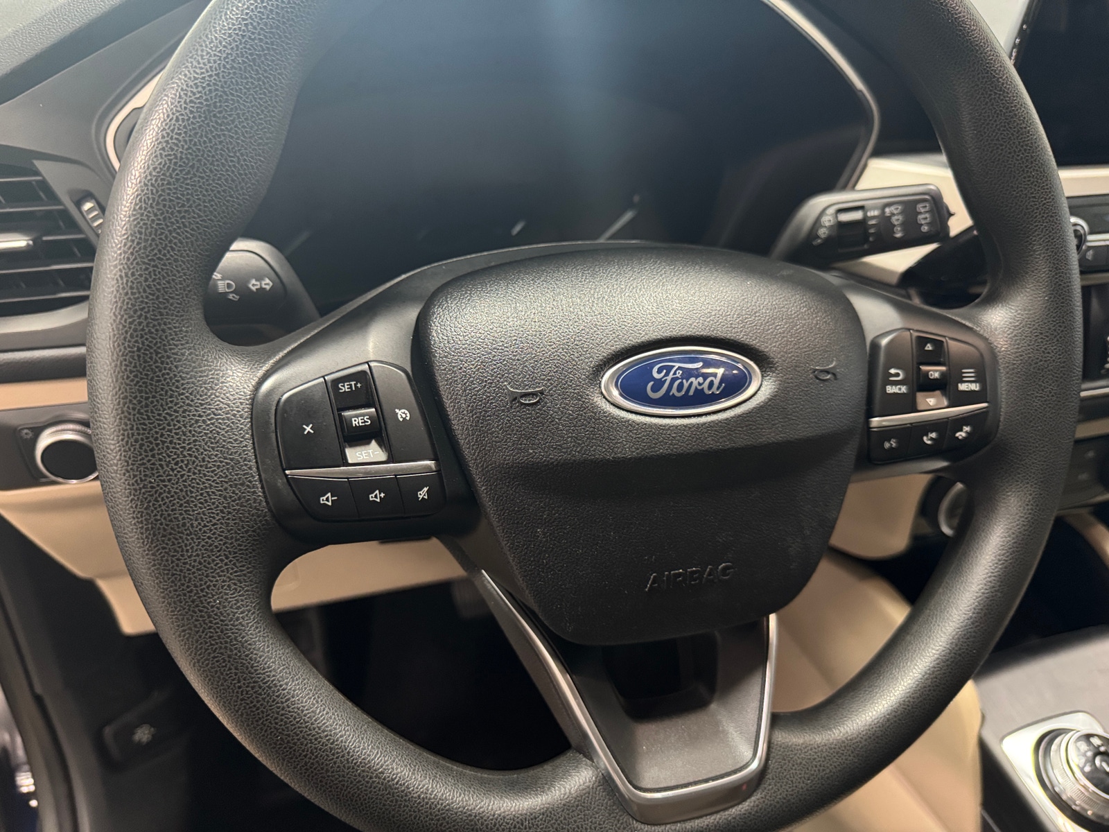 Thumbnail: 2021 Ford Escape - 5