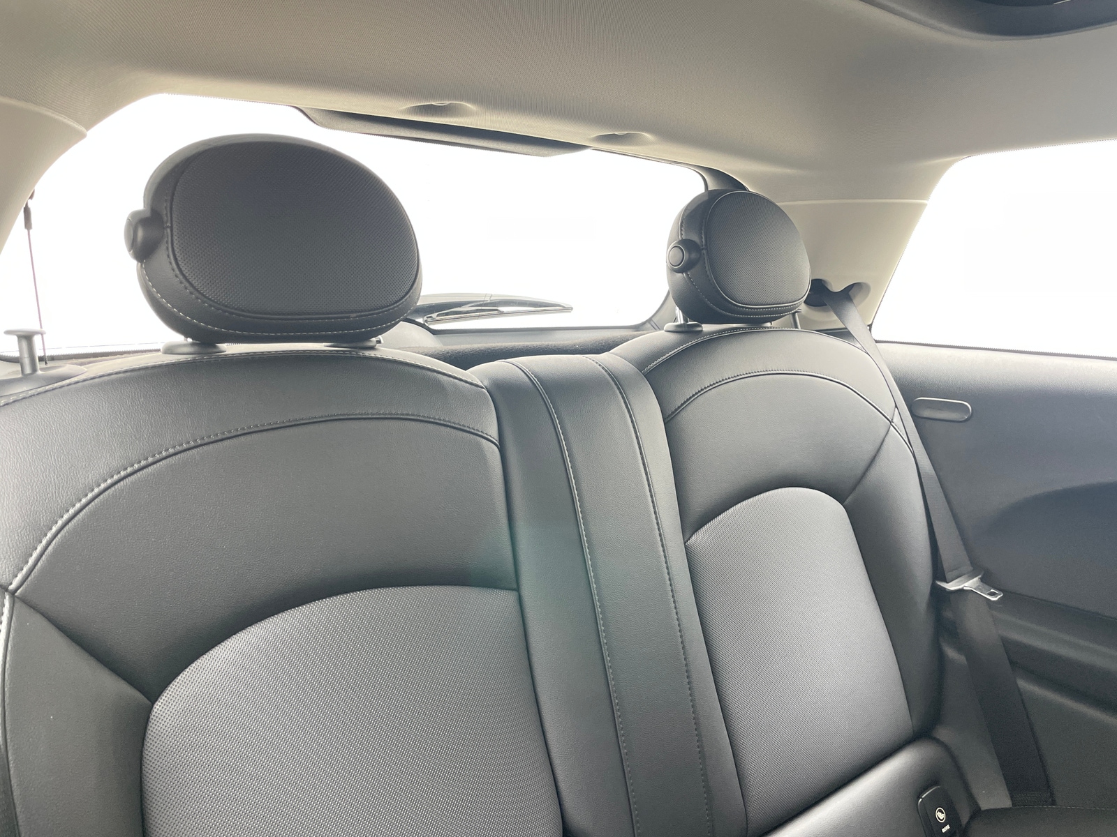 Thumbnail: 2019 MINI Cooper Hardtop - 4