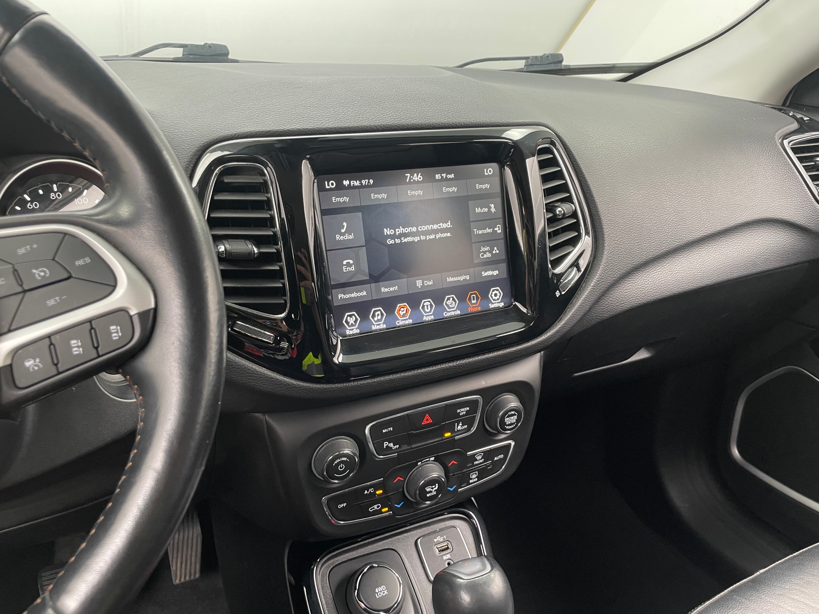 Thumbnail: 2021 Jeep Compass - 3