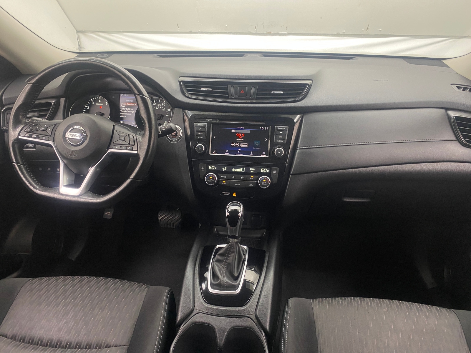 Thumbnail: 2020 Nissan Rogue - 3