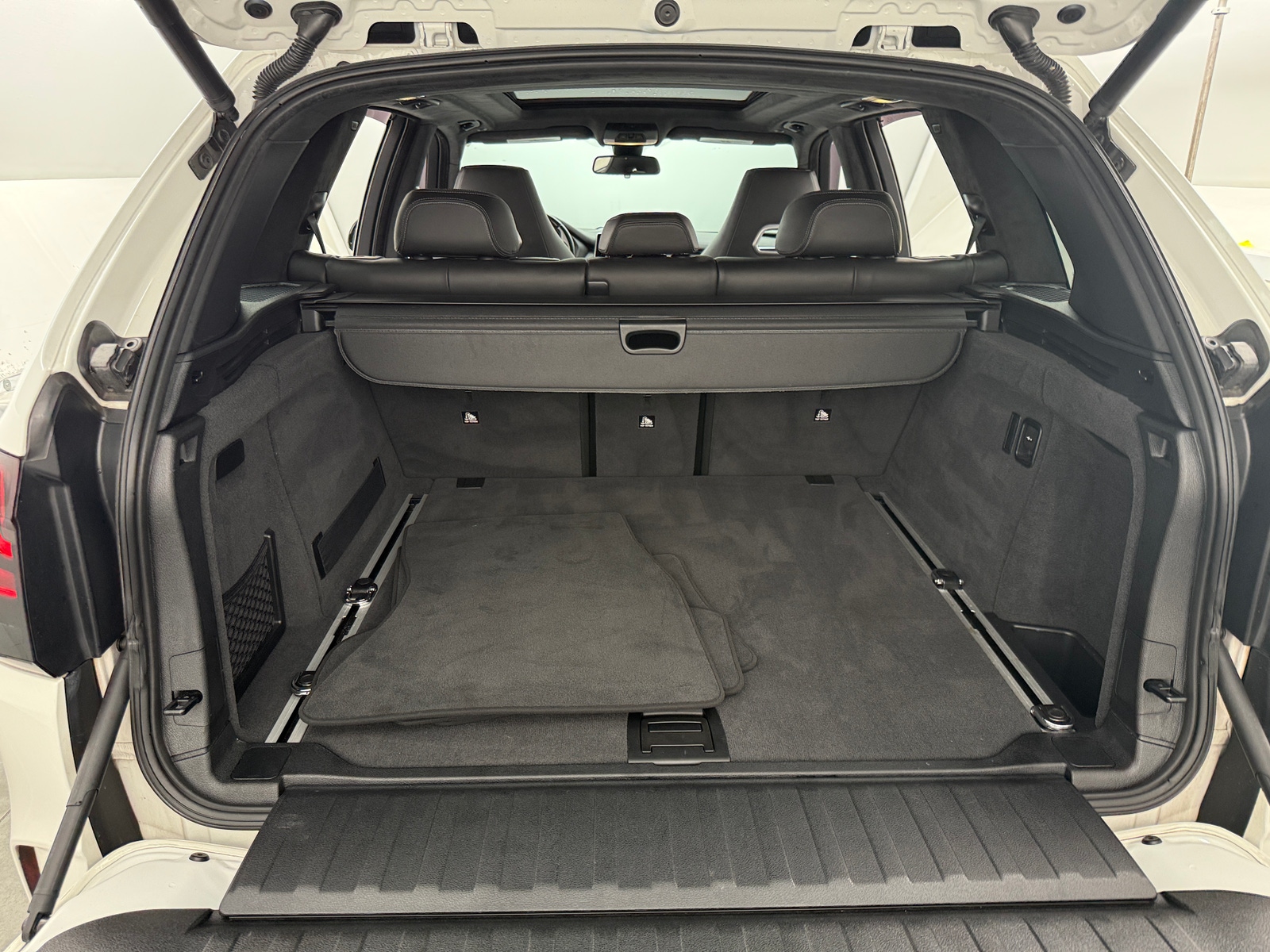 Thumbnail: 2017 BMW X5 - 6
