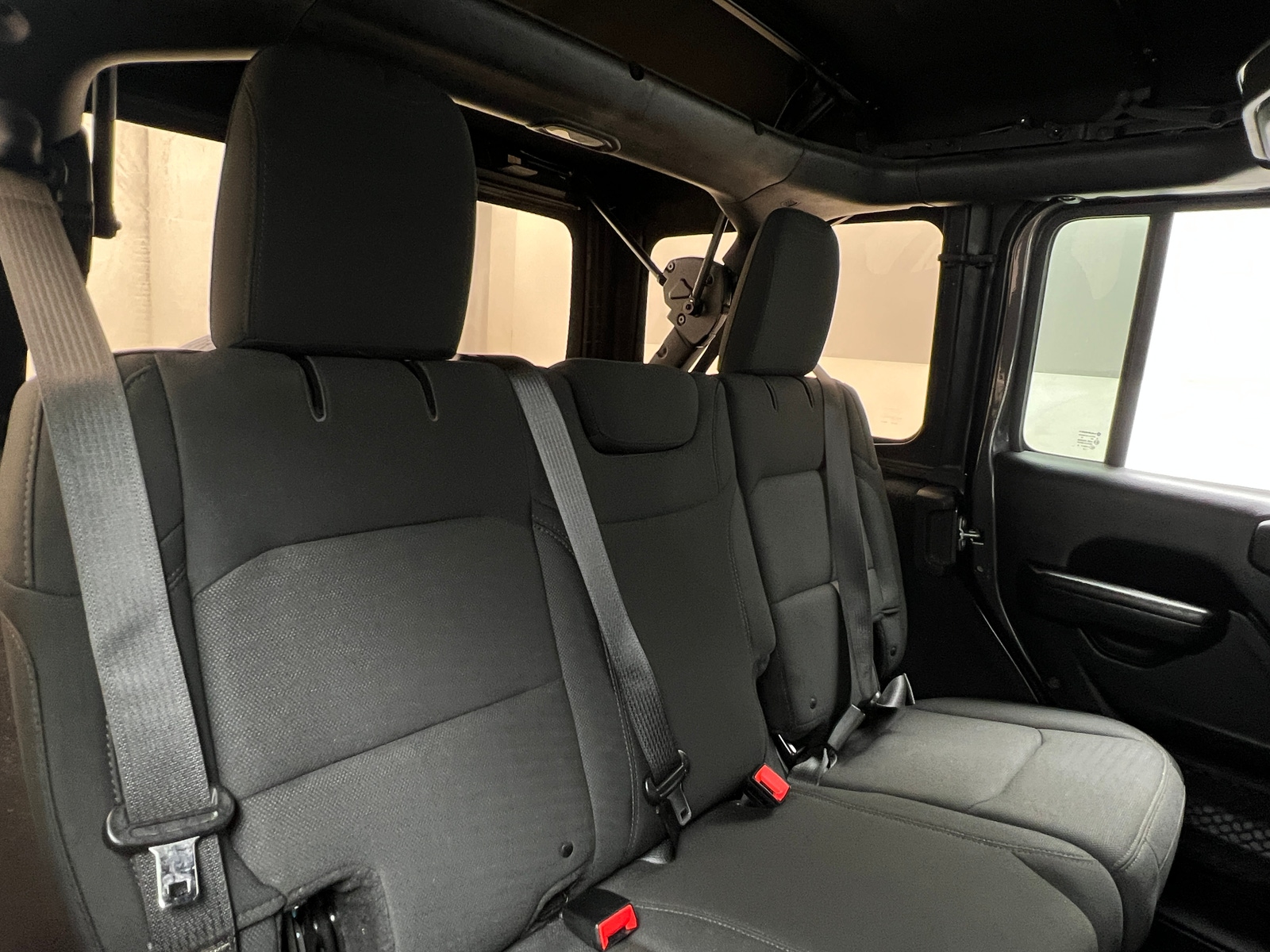 Thumbnail: 2018 Jeep Wrangler - 6