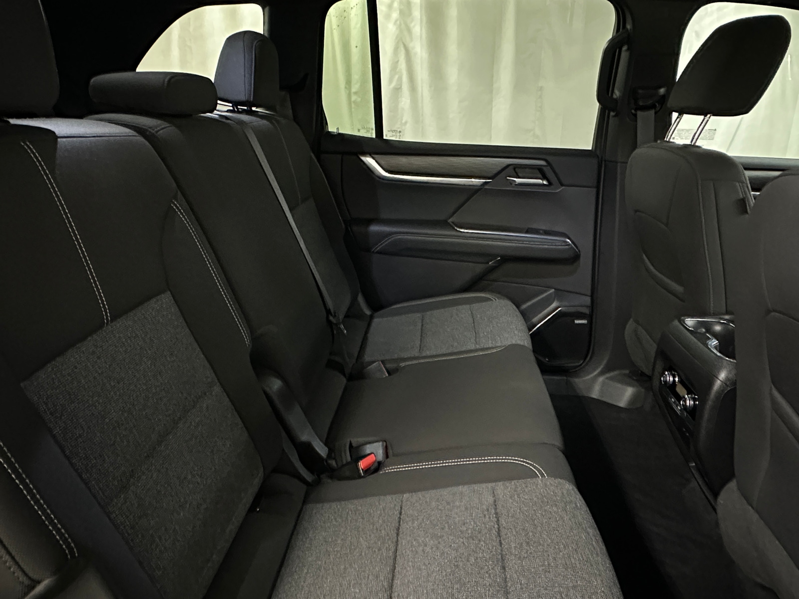 Thumbnail: 2025 GMC Acadia - 6