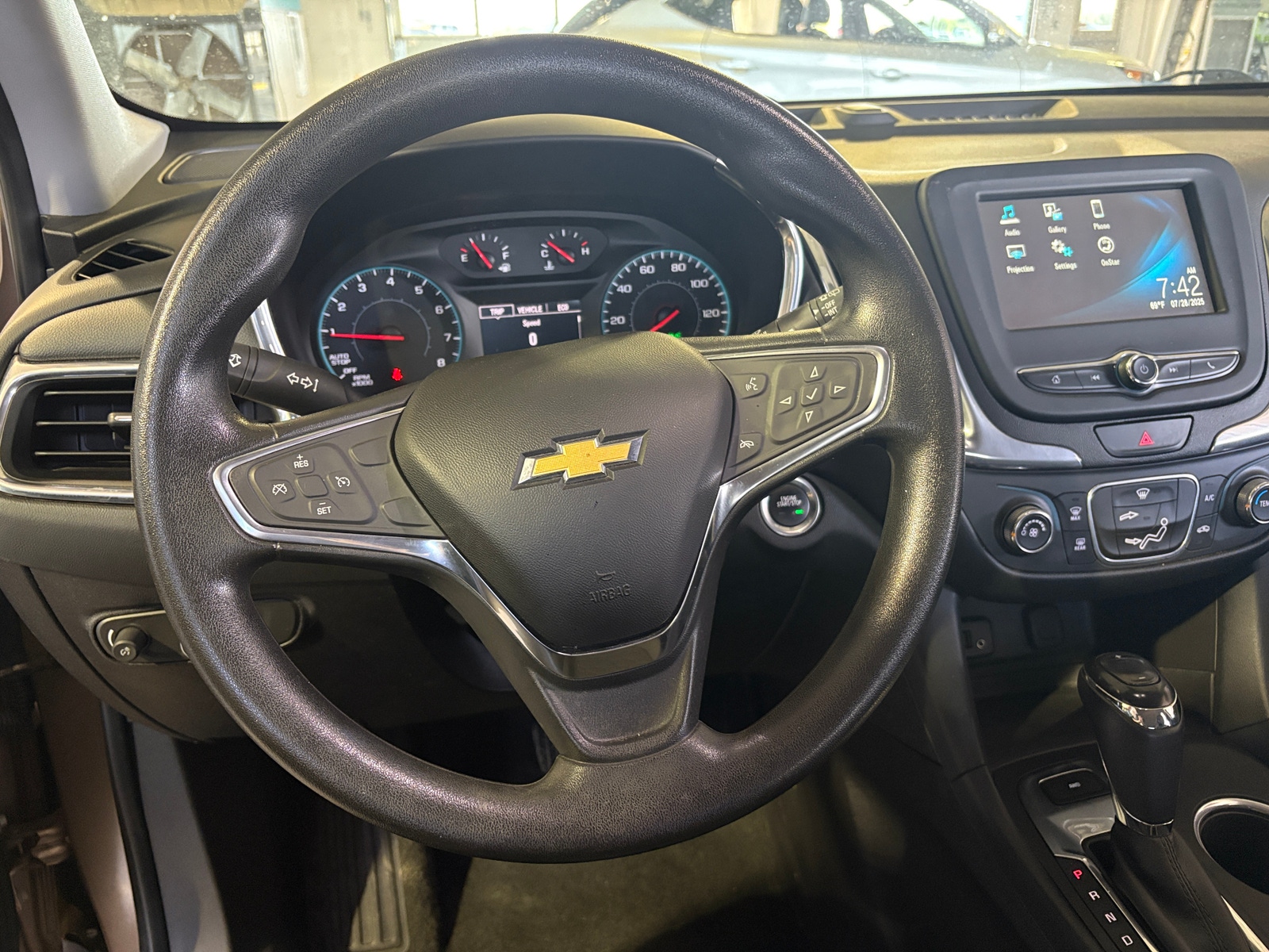 Thumbnail: 2018 Chevrolet Equinox - 5
