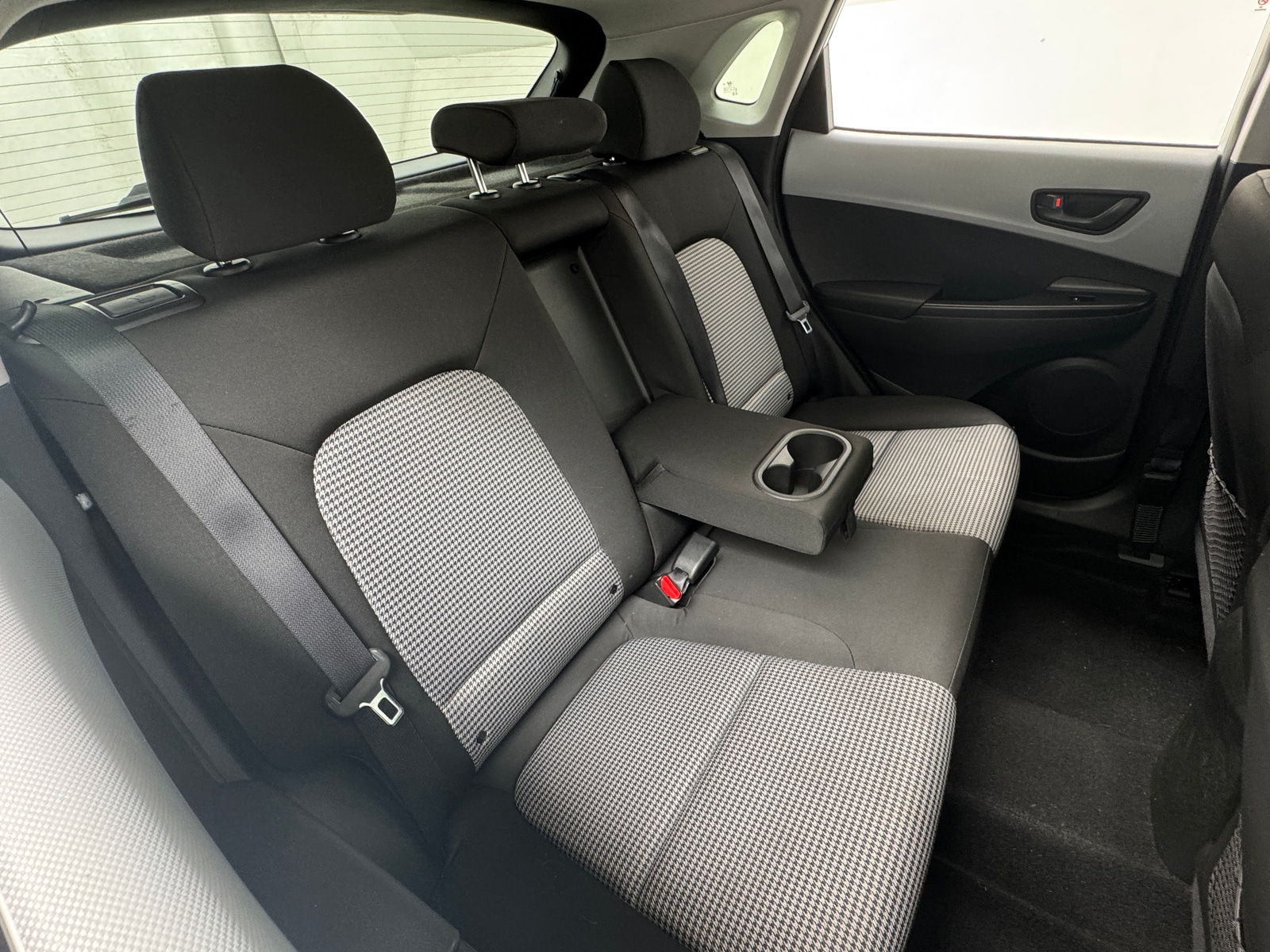 Thumbnail: 2020 Hyundai Kona - 6