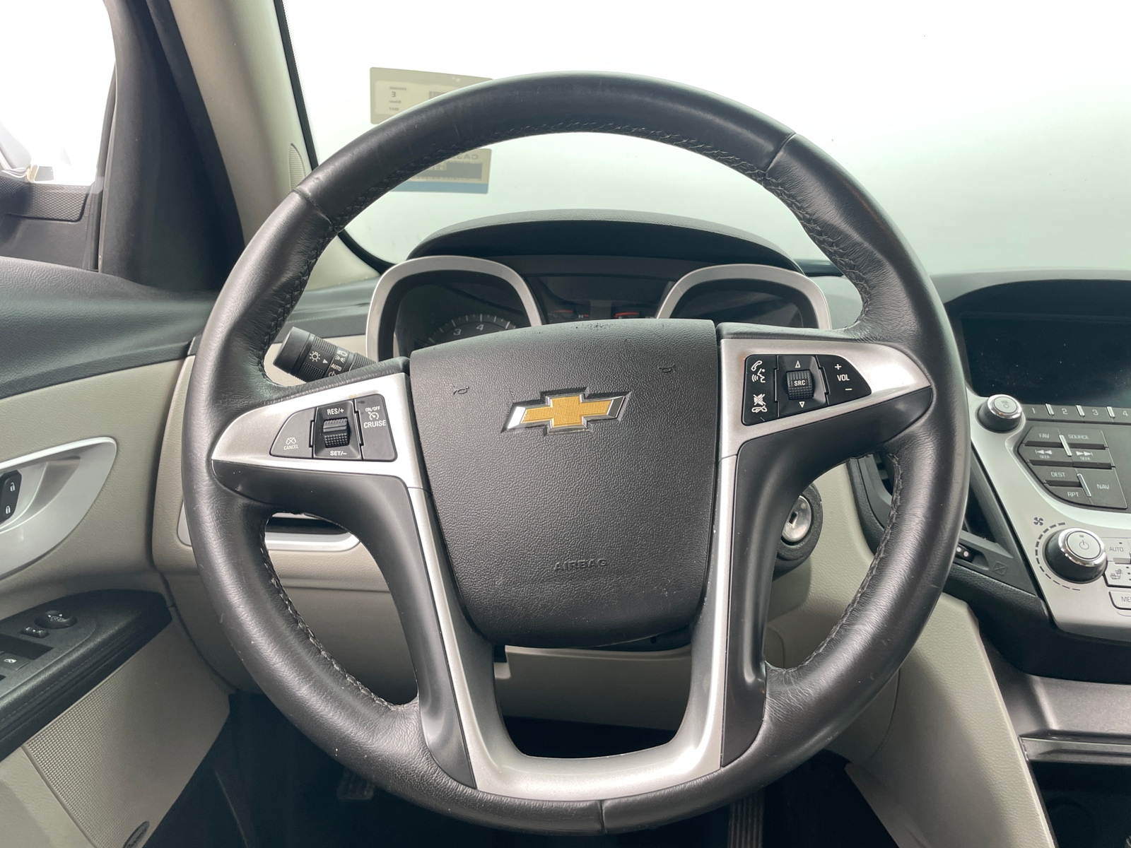 Thumbnail: 2017 Chevrolet Equinox - 4