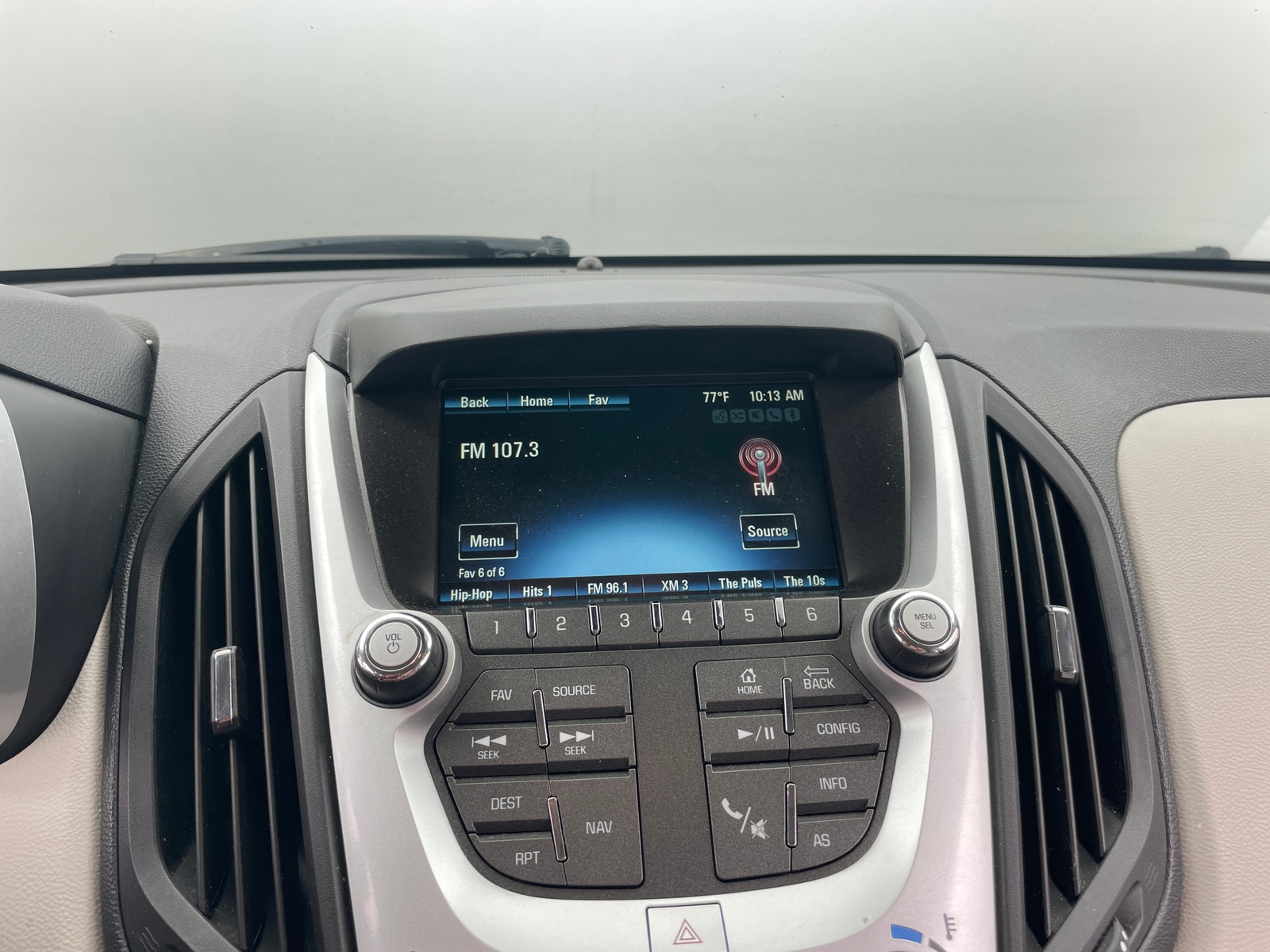 Thumbnail: 2017 Chevrolet Equinox - 3