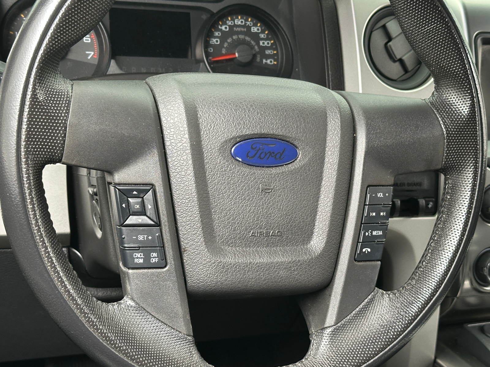 Thumbnail: 2013 Ford Econoline - 4
