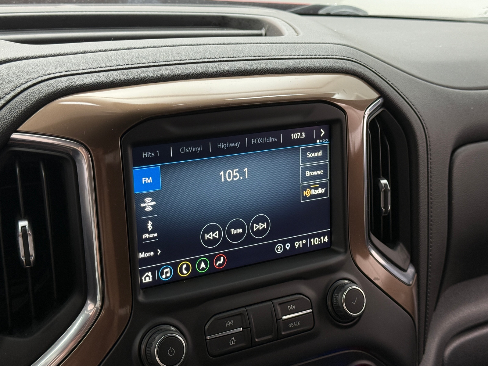 Thumbnail: 2021 Chevrolet Silverado 1500 - 3