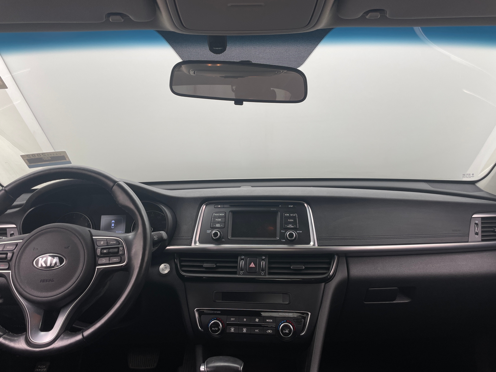 Thumbnail: 2016 Kia Optima - 2
