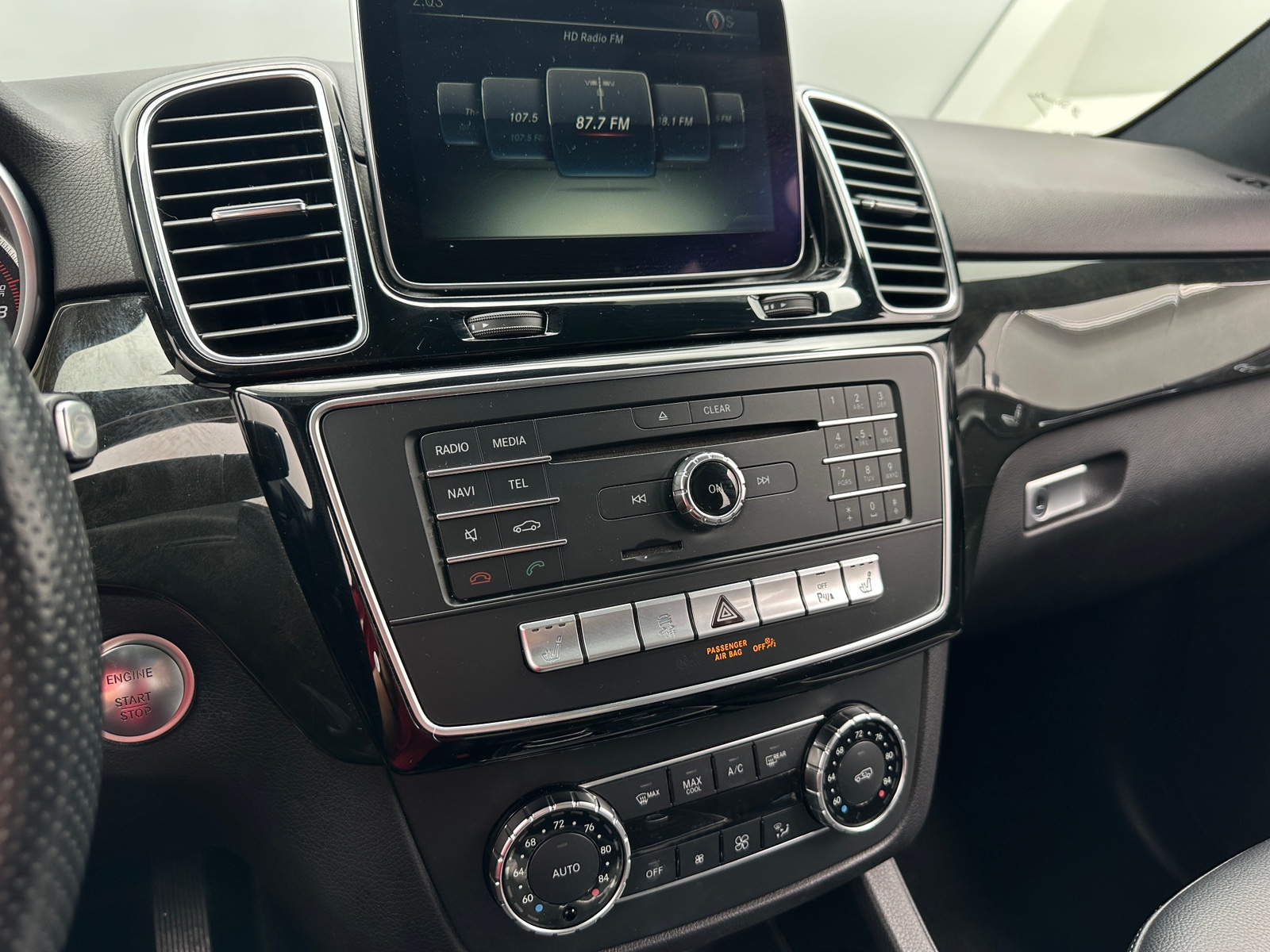 Thumbnail: 2016 Mercedes-Benz GLE - 3