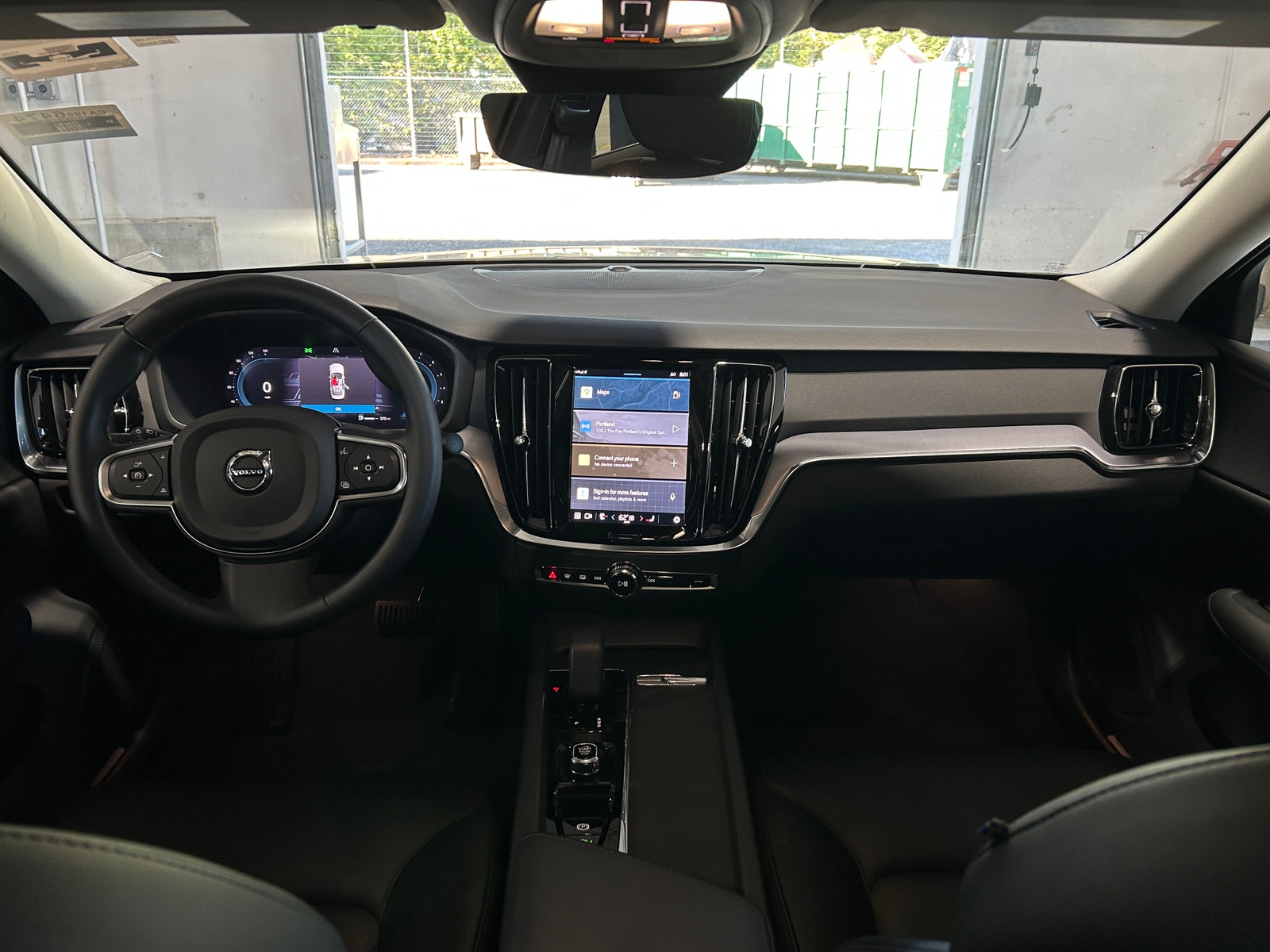 Thumbnail: 2025 Volvo S60 - 2
