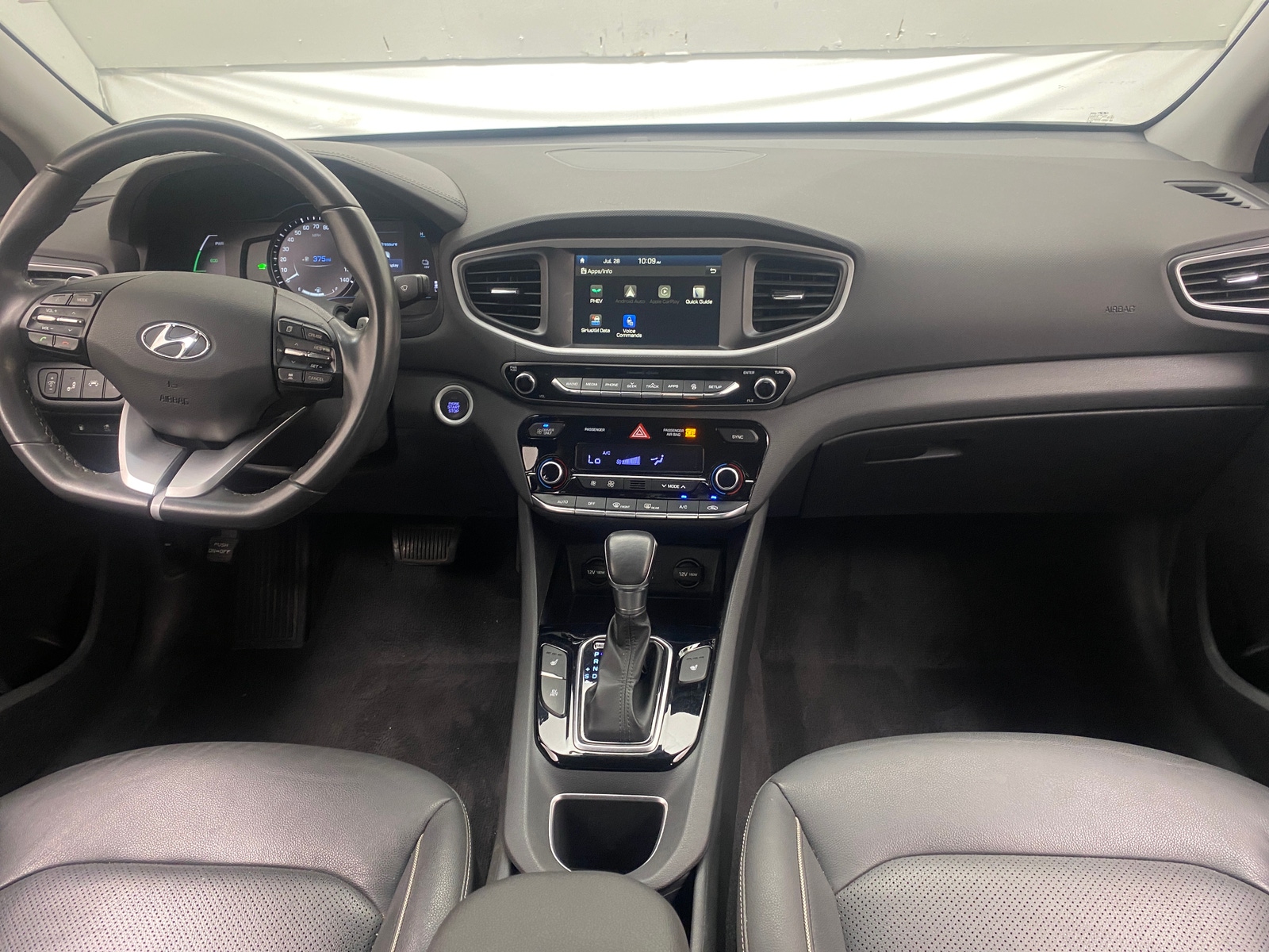 Thumbnail: 2019 Hyundai Ioniq - 2