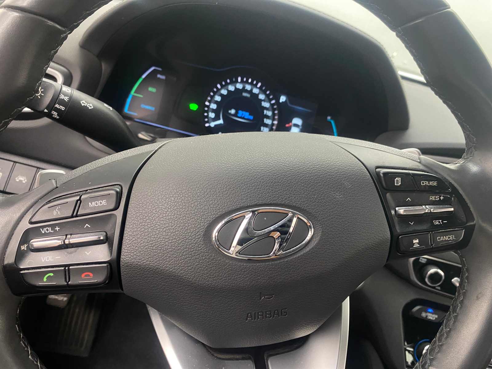 Thumbnail: 2019 Hyundai Ioniq - 4