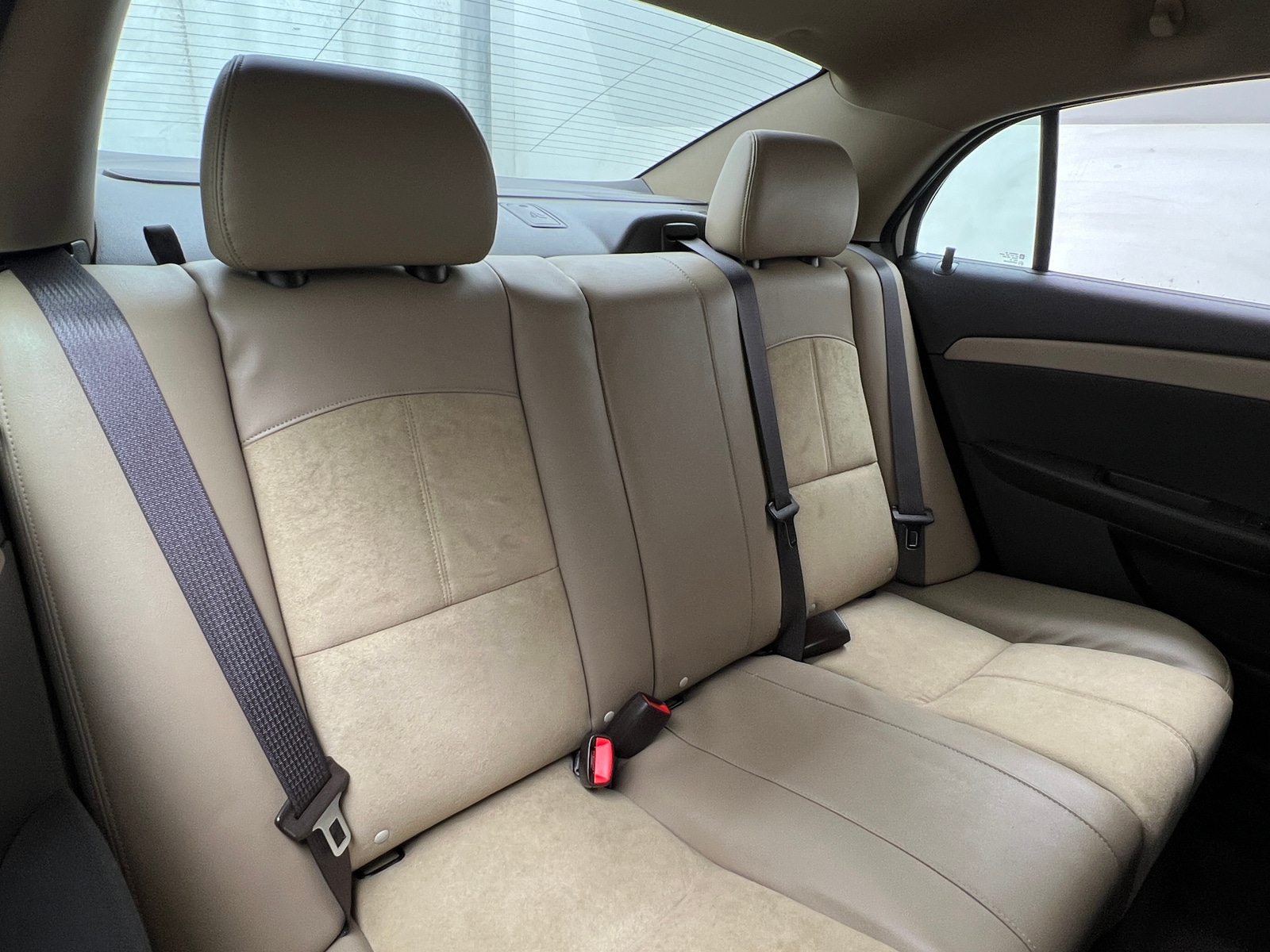 Thumbnail: 2012 Chevrolet Malibu - 6