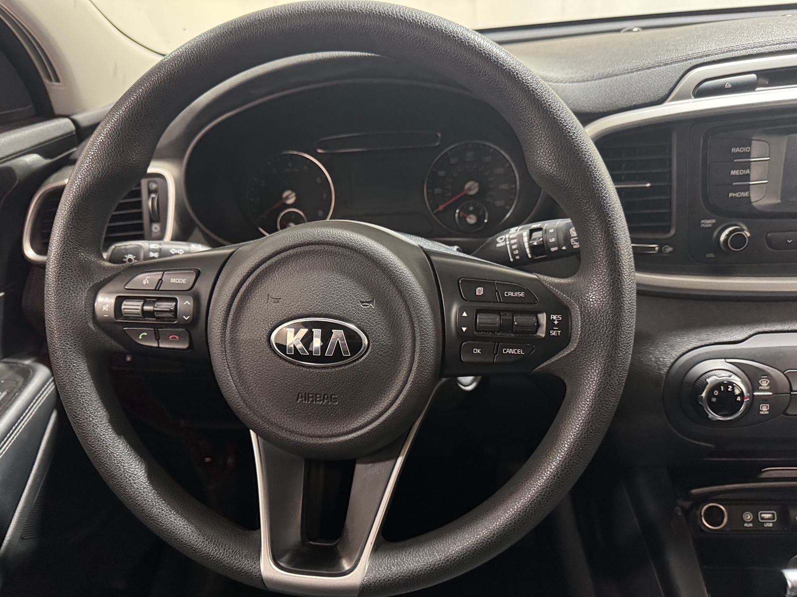 Thumbnail: 2018 Kia Sorento - 5