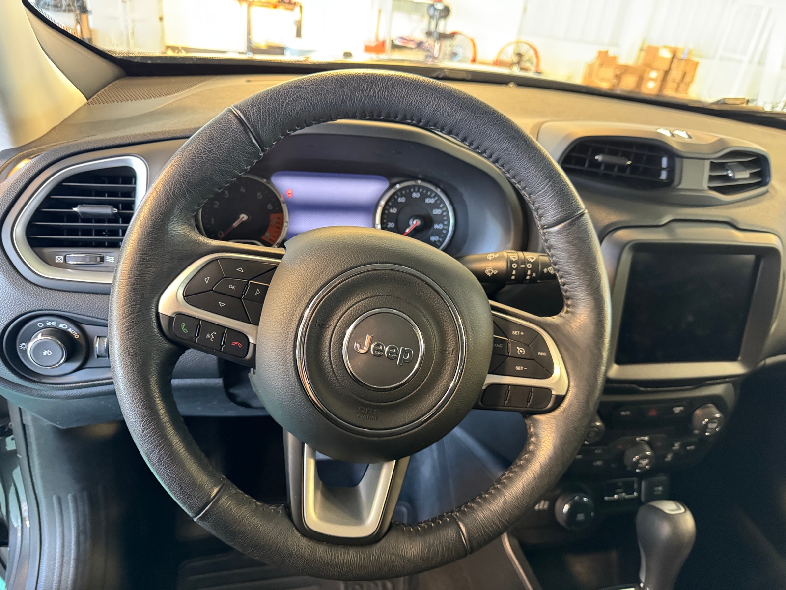 Thumbnail: 2019 Jeep Renegade - 5