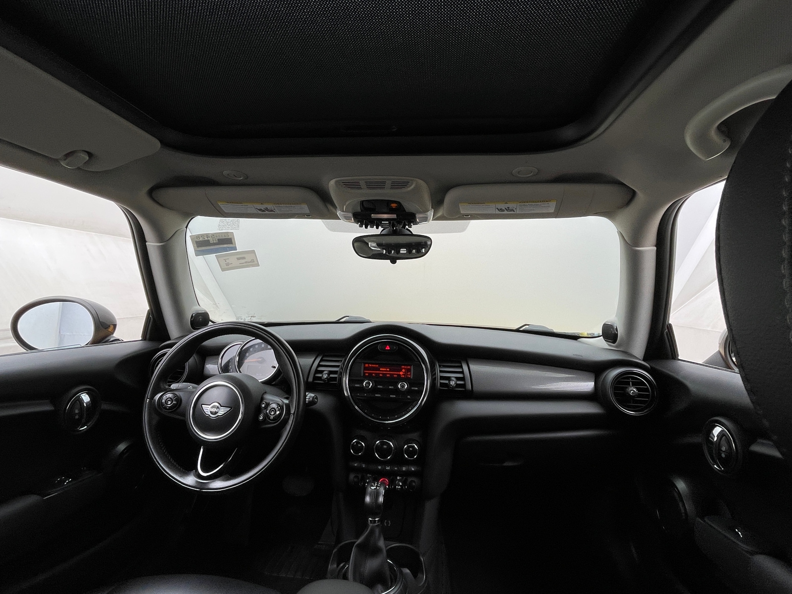 Thumbnail: 2015 MINI Cooper Hardtop - 2
