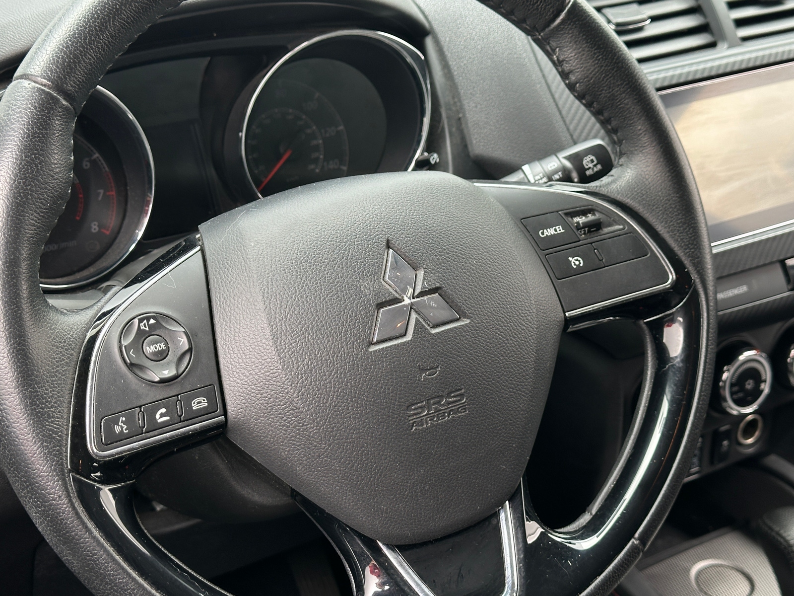 Thumbnail: 2019 Mitsubishi Outlander Sport - 5