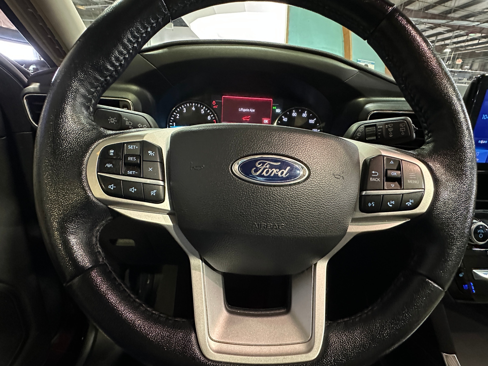 Thumbnail: 2022 Ford Explorer - 4