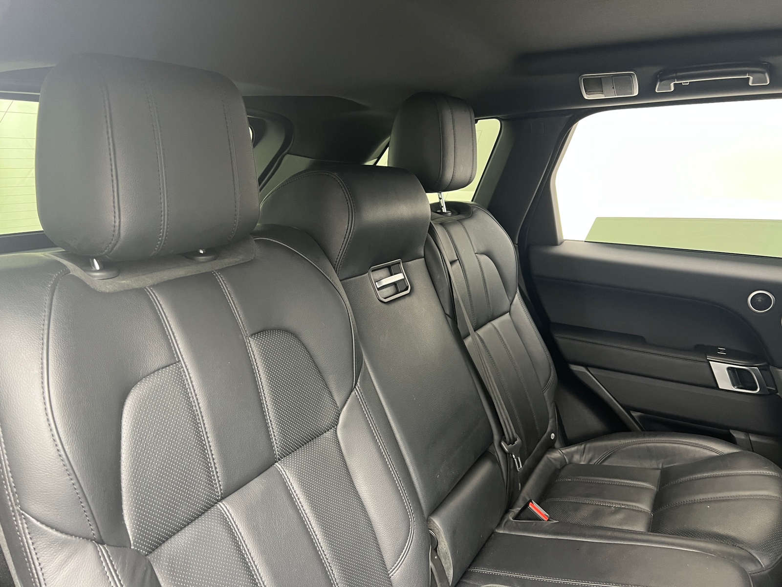 Thumbnail: 2017 Land Rover Range Rover Sport - 5