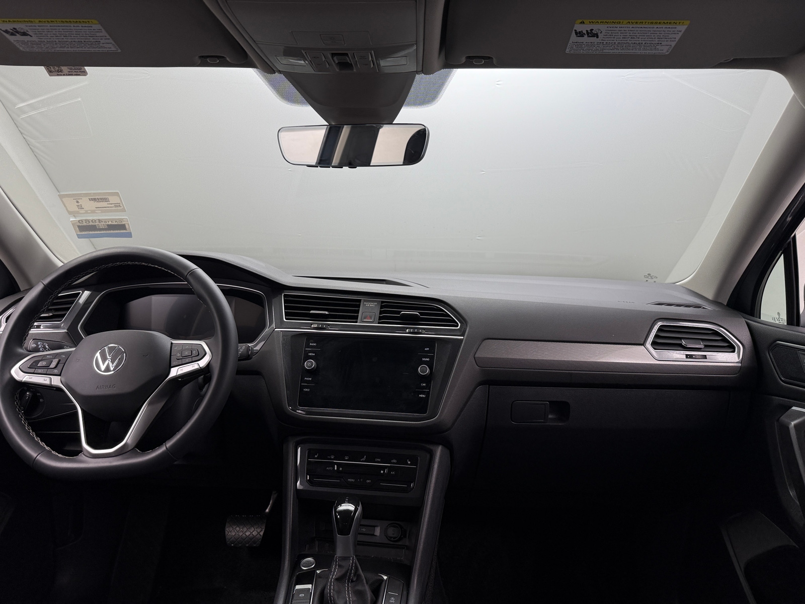 Thumbnail: 2024 Volkswagen Tiguan - 2