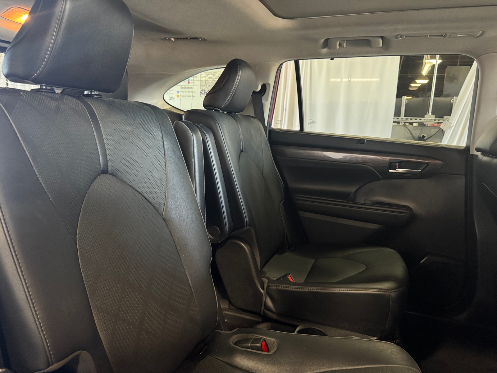 Thumbnail: 2021 Toyota Highlander - 5