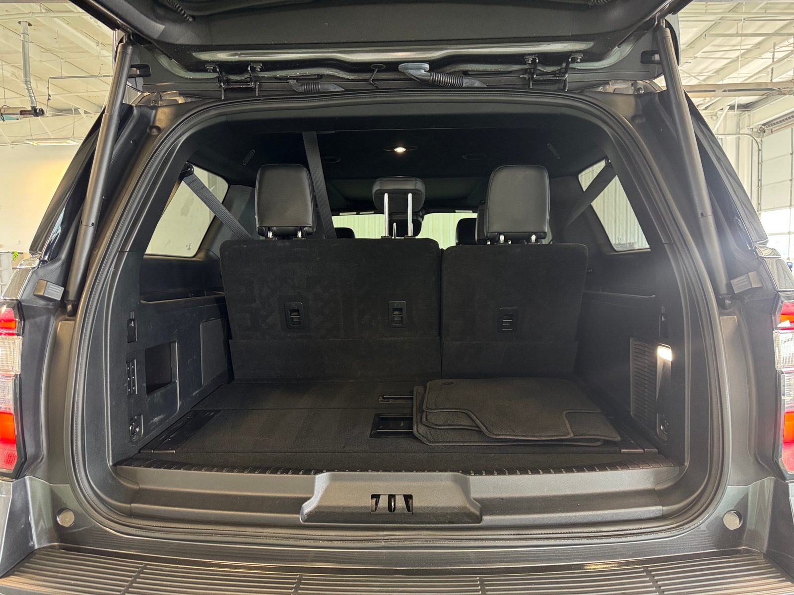 Thumbnail: 2021 Ford Expedition MAX - 6