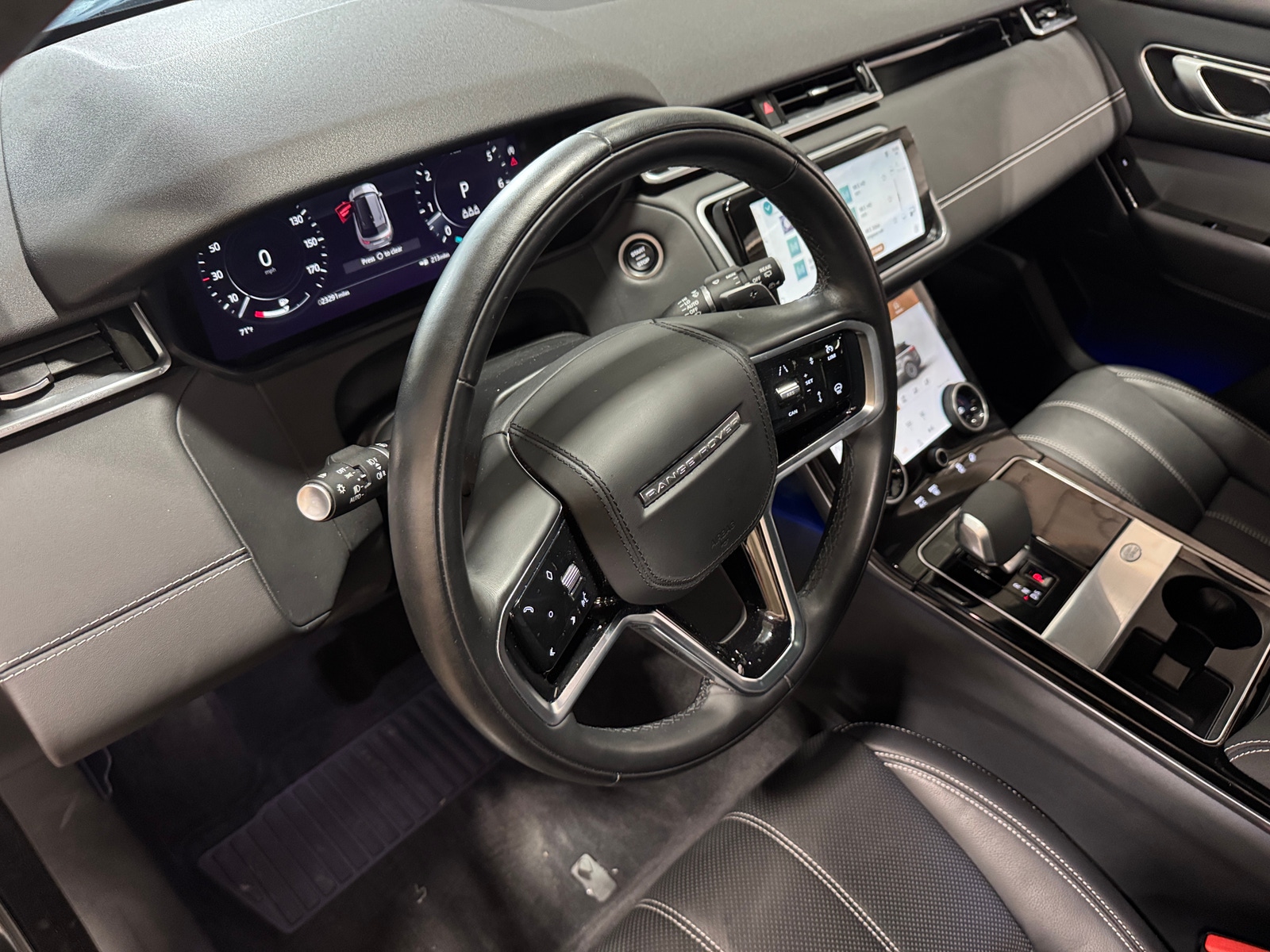 Thumbnail: 2023 Land Rover Range Rover Velar - 2